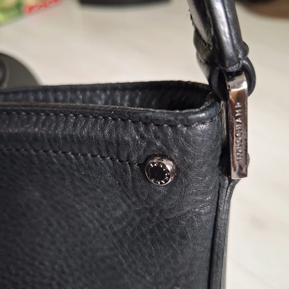 Longchamp Pebbled Black leather Bag.